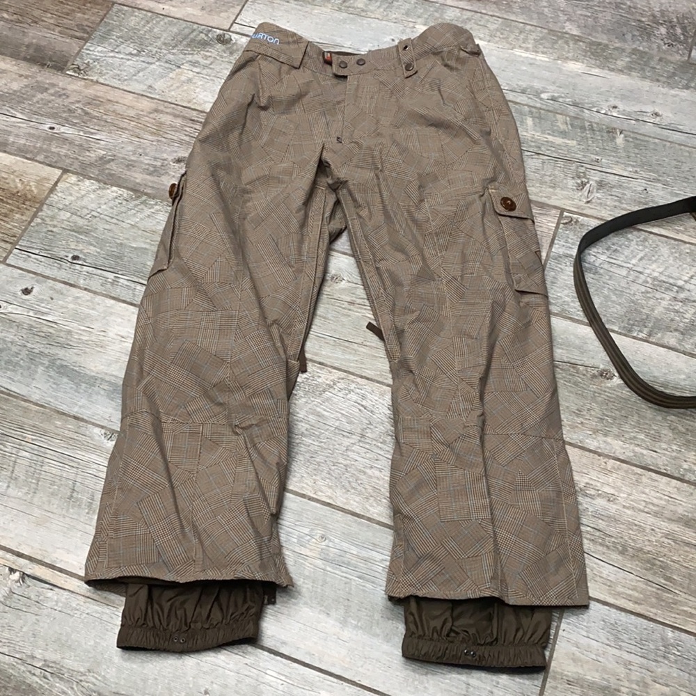 *See updated photos Burton Shaun White Pant Of The Gods Pant M